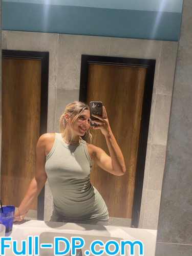 _milf @_milf FanCentro Full Size Picture (HD)