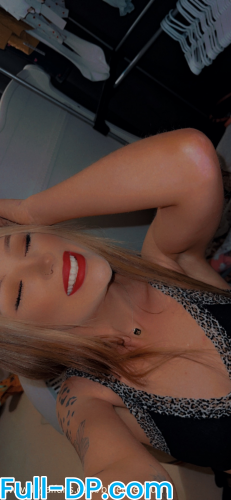 Profile picture of blueeyedgurl1