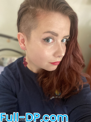 Profile picture of elizaray