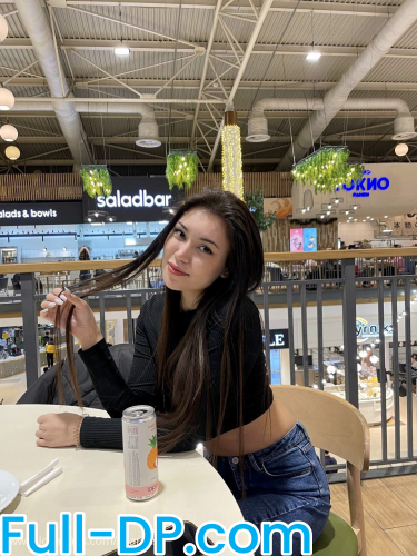 Profile picture of ellaross