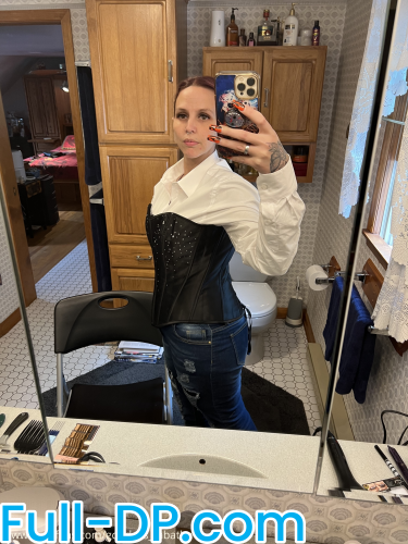 Profile picture of goddess_tabatha