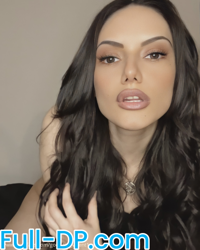 Profile picture of goddess_valent1na