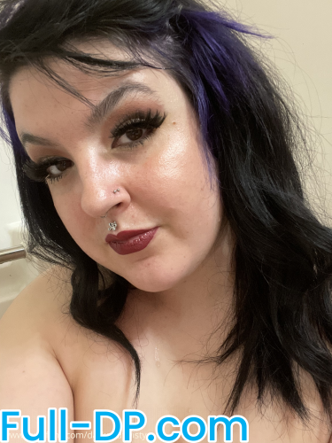 Profile picture of goddesslyla94