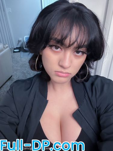 Profile picture of goddessmoxie