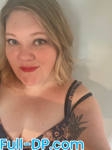 Profile picture of ladyoliviaxo