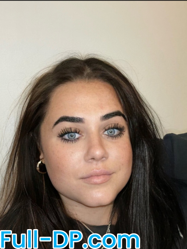 Profile picture of littlecarebearx