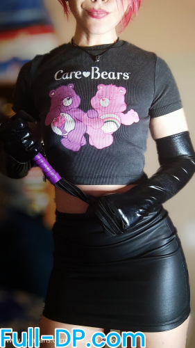 Profile picture of madame_valkyrie