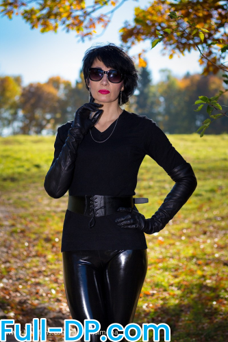 Profile picture of madamsimona