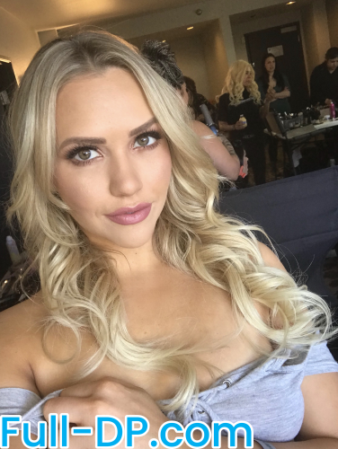 MiaMalkova @miamalkova OnlyFans Full Size header Picture (HD)