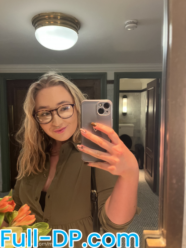 Profile picture of mozz003