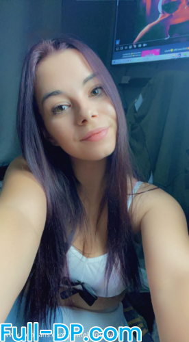 Profile picture of petitekerryjay