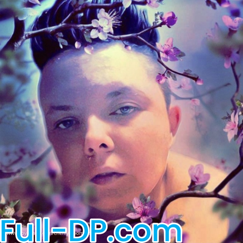 Profile picture of pinkxxxcherry