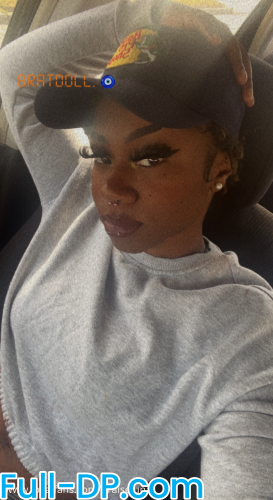 Profile picture of praiseluna