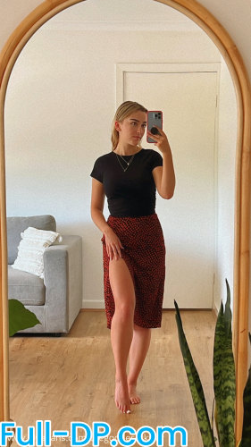 Profile picture of thegoddessskylar