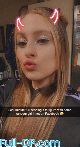 Profile picture of tiffxoxo