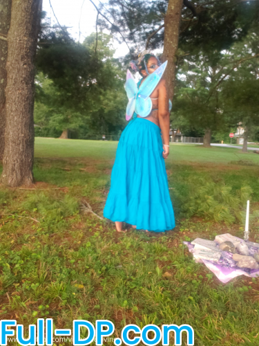 Profile picture of vivianthedivine