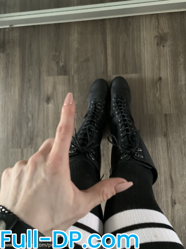 Profile picture of worshipgoddesslou